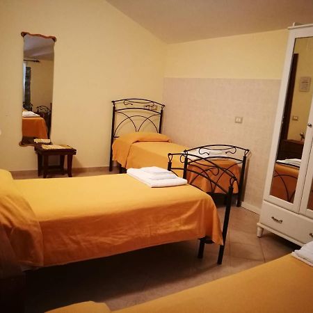 La Rosa Del Barone Bed & Breakfast Cancellara Екстериор снимка